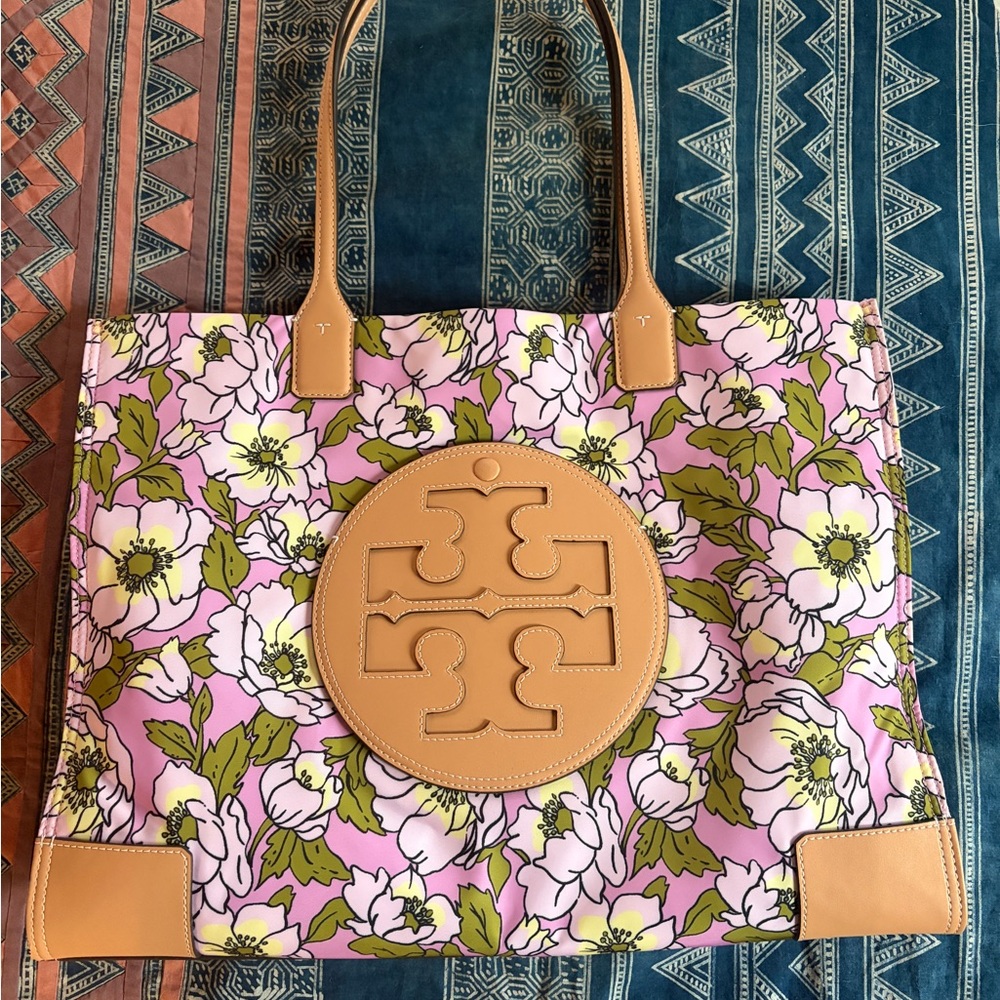 Tory Burch Ella Printed Tote (large) in the Aster Pink Flower pattern